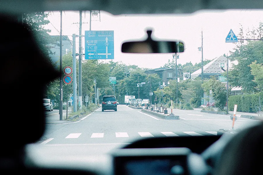 準備專車,往返店鋪~外景地